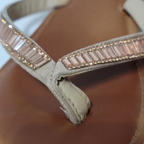 TORRID SQUARE PINK RHINESTONE FAUX LEATHER FLIP FLOP (WW) - Picture 10 of 11